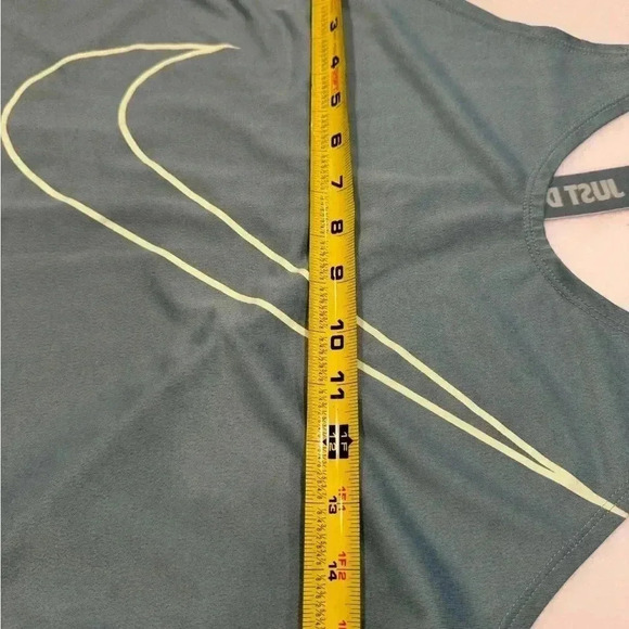 Nike Dri fit athletic racer back tees women’s size small (2) - Picture 7 of 9